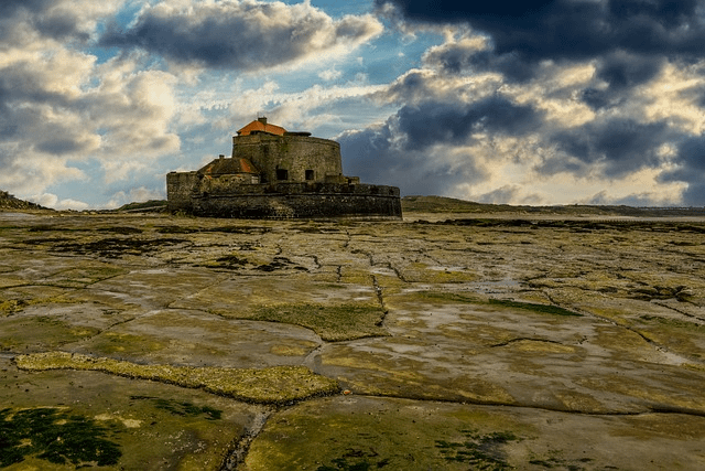 fort d'ambleteuse, northern france, coast