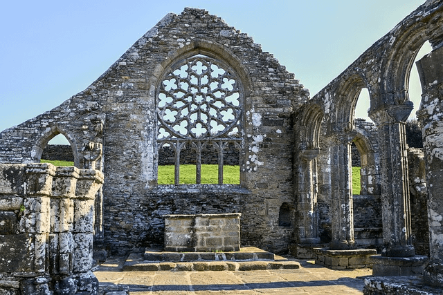 ruin, chapel, pierre 1 week
